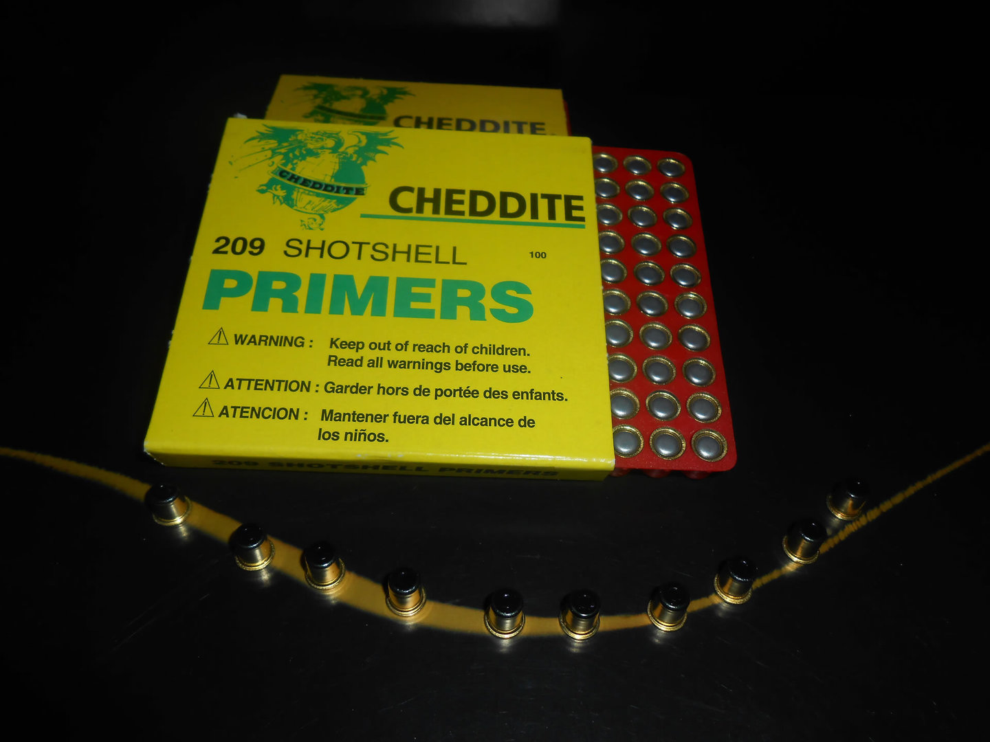 Confezione commerciale da 100 inneschi Cheddite " PRIMERS CLERINOX...